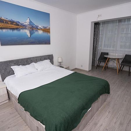 Smart Apartament Brasov Bagian luar foto